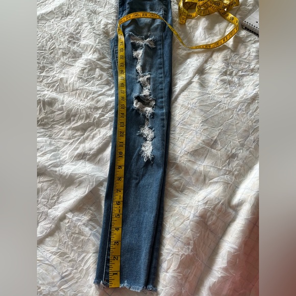 American Eagle Stretch Next Level Dark Blue Distressed Jeggings - Picture 5 of 8